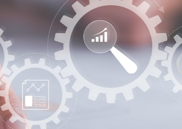 Les meilleures pratiques pour implémenter une solution Quality Monitoring avec RoundQM, incluant des tableaux de bord, des KPI et des processus d’évaluation
