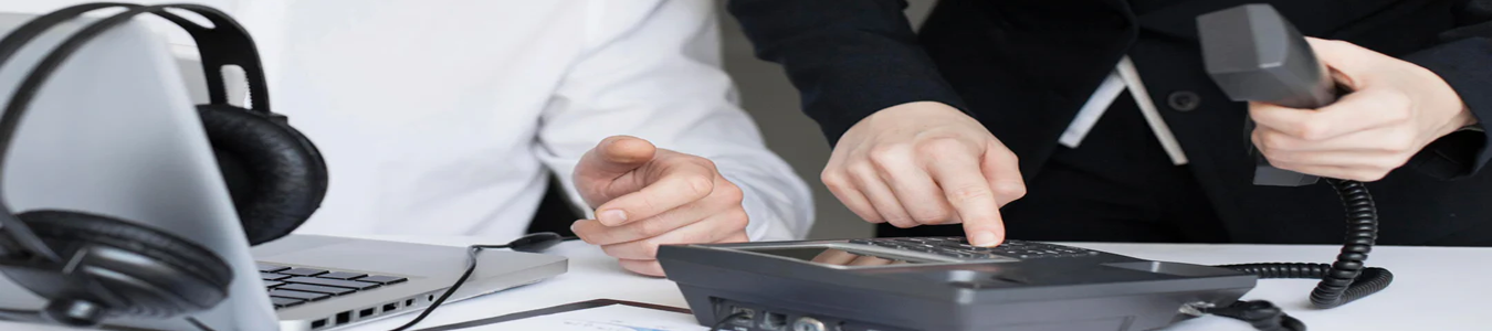 Illustration montrant la gestion des appels entrants et sortants avec RoundVoip, mettant en avant une interface intuitive et des outils modernes pour simplifier les communications téléphoniques
